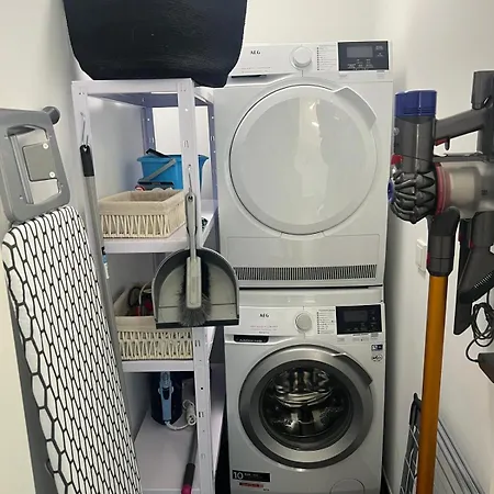 Cosy 2 Bedrooms Appartamento *