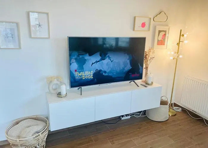 Cosy 2 Bedrooms Апартаменты