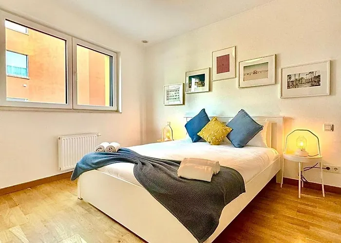 Cosy 2 Bedrooms Апартаменты *